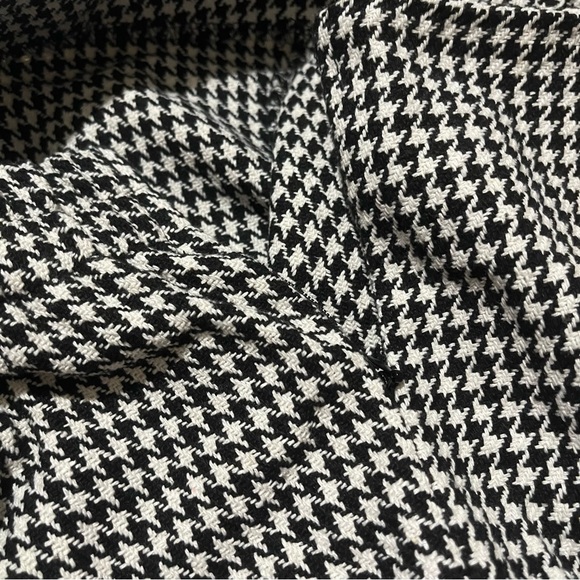 Black and White Houndstooth Wrap Skort with Faux Button Details NWOT - Picture 13 of 15